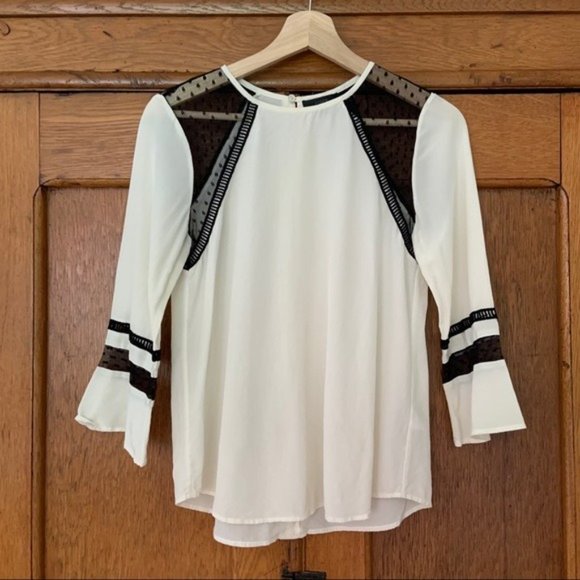 JCrew Lace & Silk Blouse Flutter Sleeve Cream - Picture 2 of 6